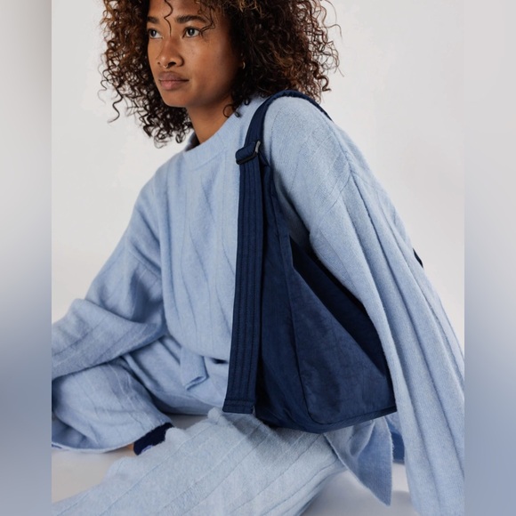 BAGGU Shoulder Bag - Navy - Picture 2 of 2